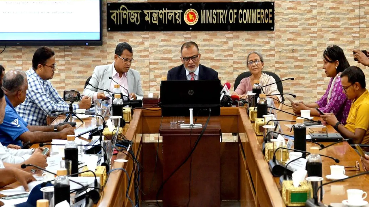 কোরবানির চামড়ার উপযুক্ত দাম নিশ্চিতে সংরক্ষণের সহায়তা দেবে সরকার