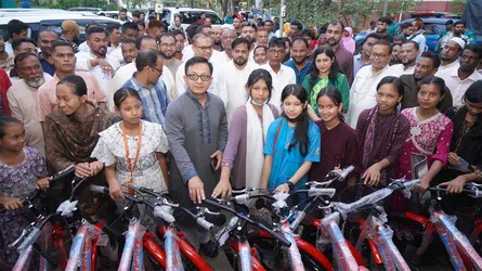 নারীর অর্থনৈতিক সক্ষমতা বাড়াতে সরকার নানা উদ্যোগ নিয়েছে