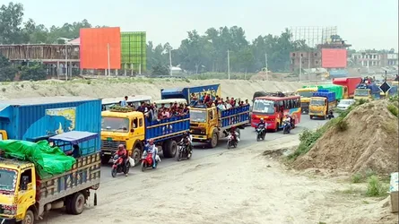 যানজট নিরসনের প্রকল্প নিজেই জটে