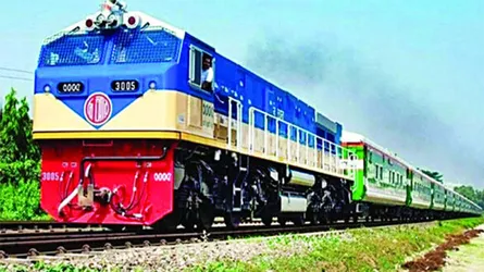 দুর্গাপূজার ছুটিতে পূর্বাঞ্চলে চলবে ৪ জোড়া স্পেশাল ট্রেন