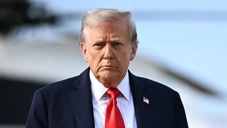 ট্রাম্প না থাকলে কে বসবেন হোয়াইট হাউসের গদিতে