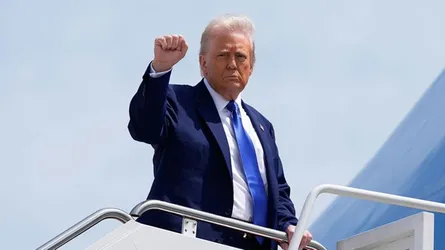 চীনের সাথে সঙ্ঘাত এড়াতে সামরিক শক্তি বাড়ানোর ঘোষণা ট্রাম্পের