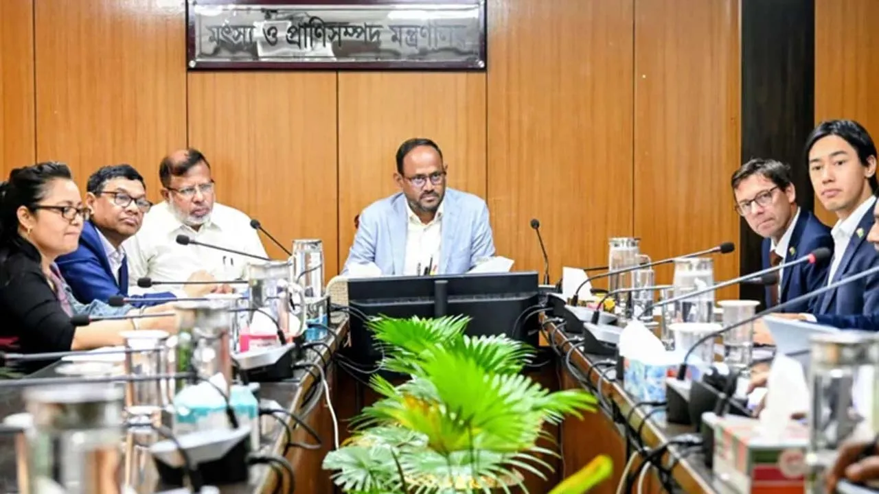মৎস্য প্রতিমন্ত্রীর সাথে নরওয়ের রাষ্ট্রদূতের সাক্ষাৎ