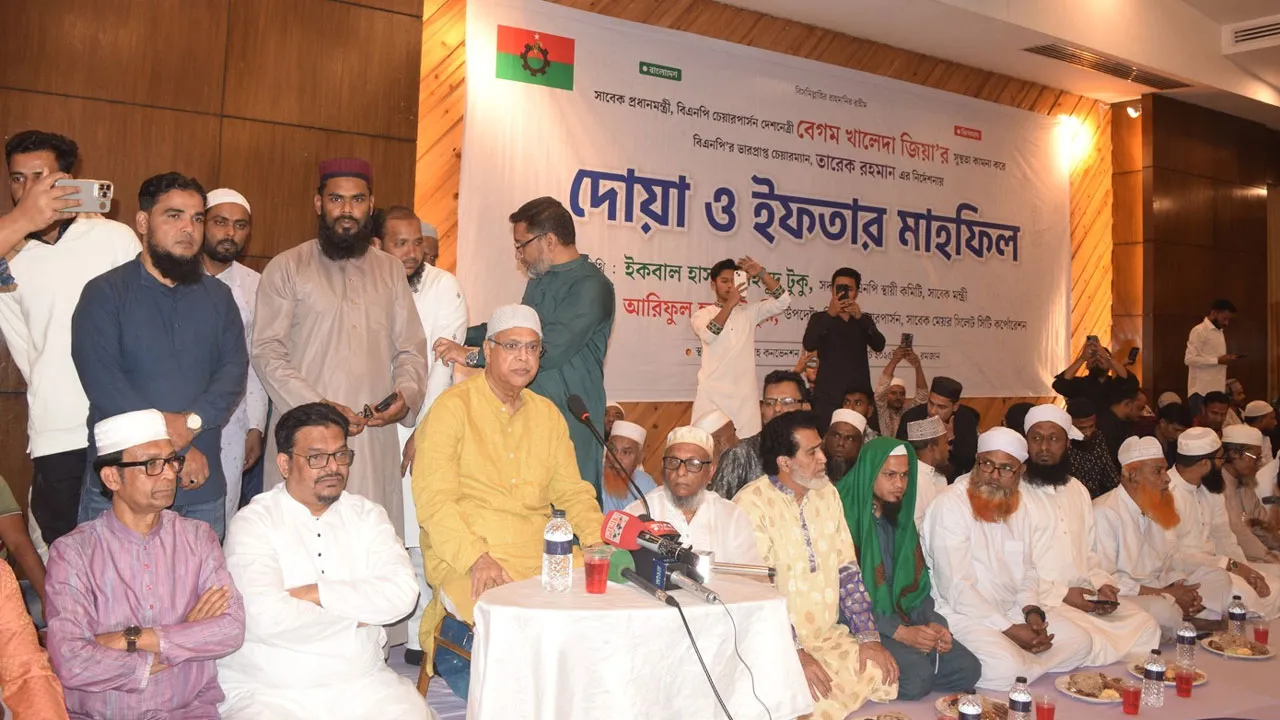 ‘আওয়ামী লীগ একাত্তরে ভারতে পালিয়েছিল জুলাই বিপ্লবেও আবার পালিয়েছে’