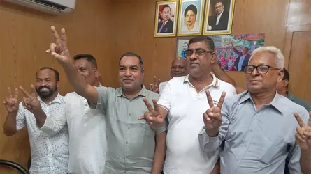 ঈশ্বরদীতে বিএনপির দুই গ্রুপের পাল্টাপাল্টি কমিটি