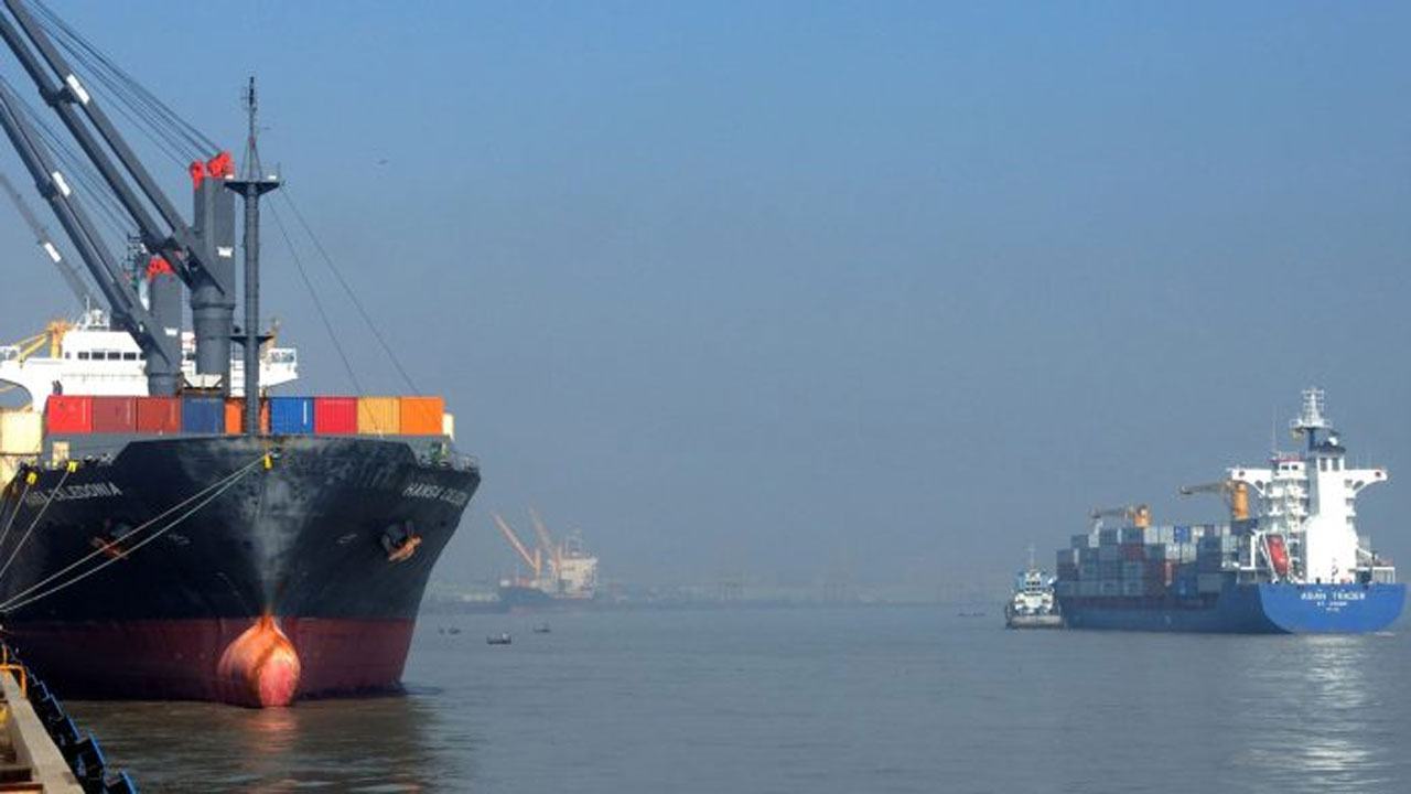 Two-ships-damaged-in-collision-brought-to-Chittagong-port-jetty-under-special-security