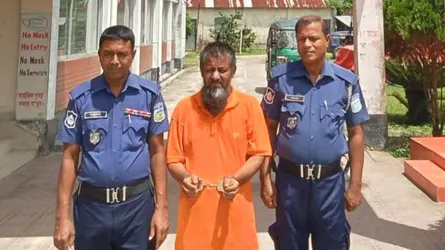 গফরগাঁওয়ে মাদকবিরোধী অভিযানে ইয়াবাসহ গ্রেফতার ২