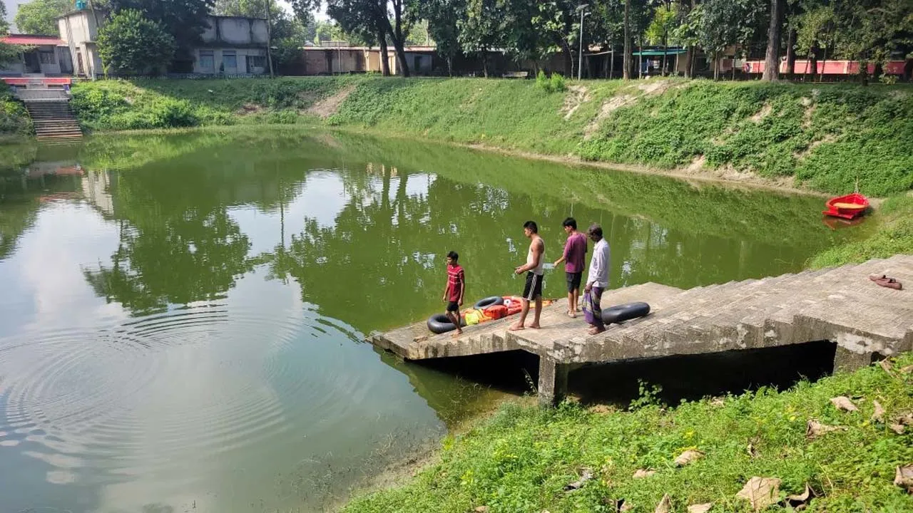 ঠাকুরগাঁওয়ে ইউএনও কার্যালয়ের পুকুরে সাঁতার প্রশিক্ষণে এসে শিশুর মৃত্যু