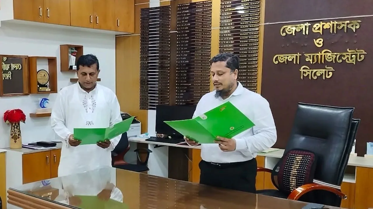 জকিগঞ্জে ভোটের প্রায় ৪ বছর পর শপথ নিলেন ইউপি চেয়ারম্যান