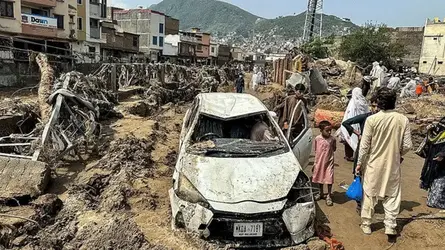 দাফনের মতো লোকও নেই পাকিস্তানের একটি গ্রামে