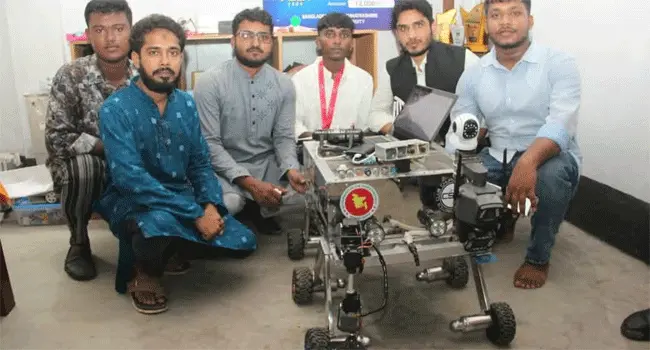 ‘হেক্সাগার্ড রোভার’ রোবটের উদ্ভাবক তরুণ জিহাদের পাশে তারেক রহমান