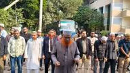 কুমিল্লা সেন্ট্রাল মেডিক্যাল কলেজে ওসমান হাদির গায়েবানা জানাজা