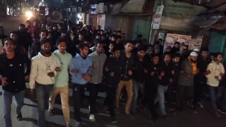 হাদির মৃত্যুর সংবাদে বিক্ষোভে উত্তাল খাগড়াছড়ি