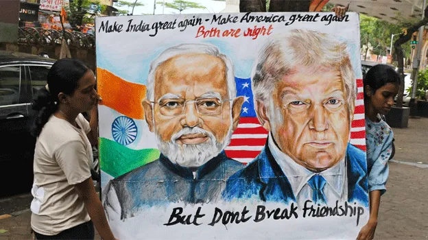 ট্রাম্পের হুমকি তোয়াক্কা না করেই রাশিয়া থেকে তেল কিনবে ভারত