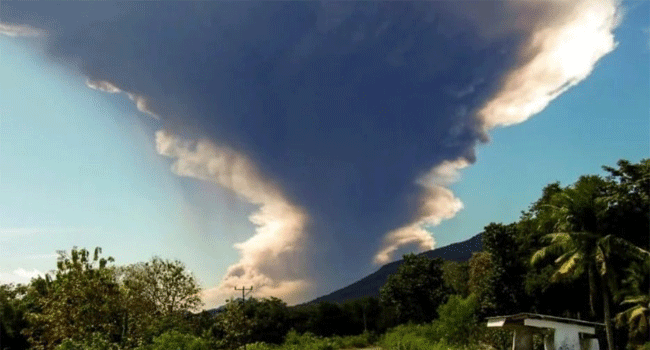 আগ্নেয়গিরির আভা