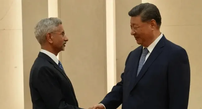 চীনের প্রেসিডেন্ট শি জিনপিংয়ের সাথে সাক্ষাৎ ভারতের পররাষ্ট্রমন্ত্রীর