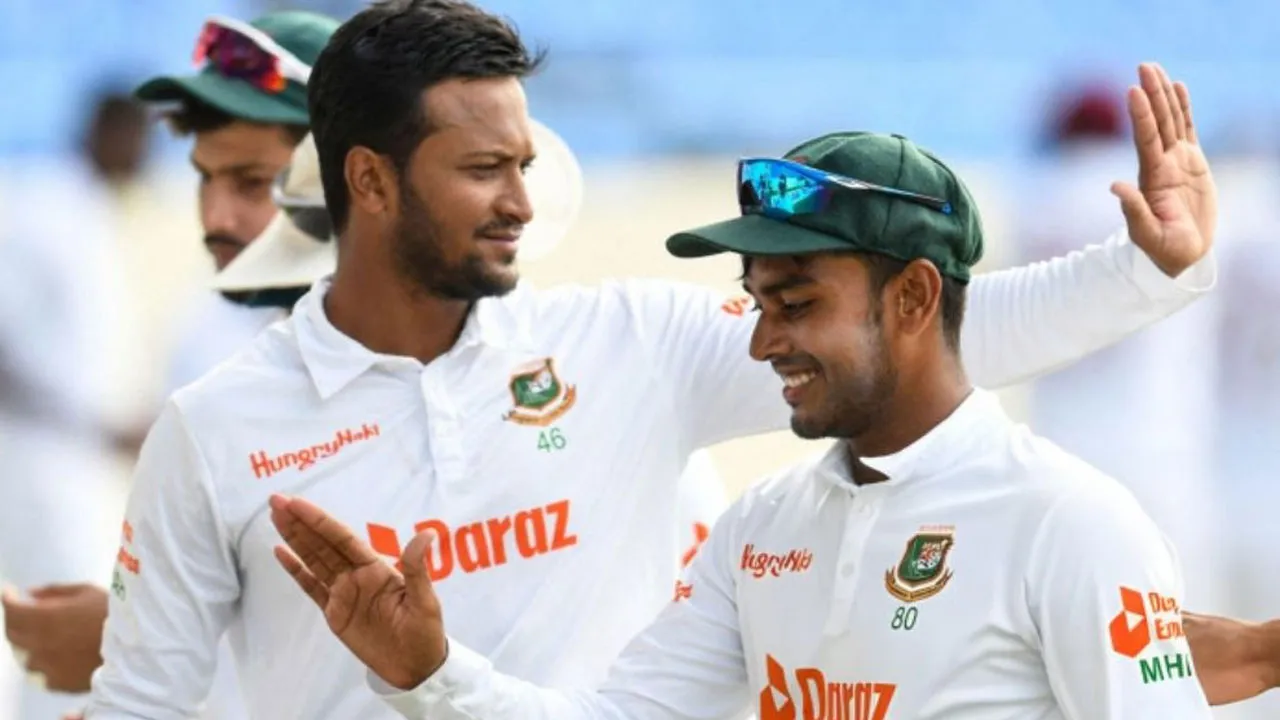 সাকিব-এনামুলের পাশে মিরাজ