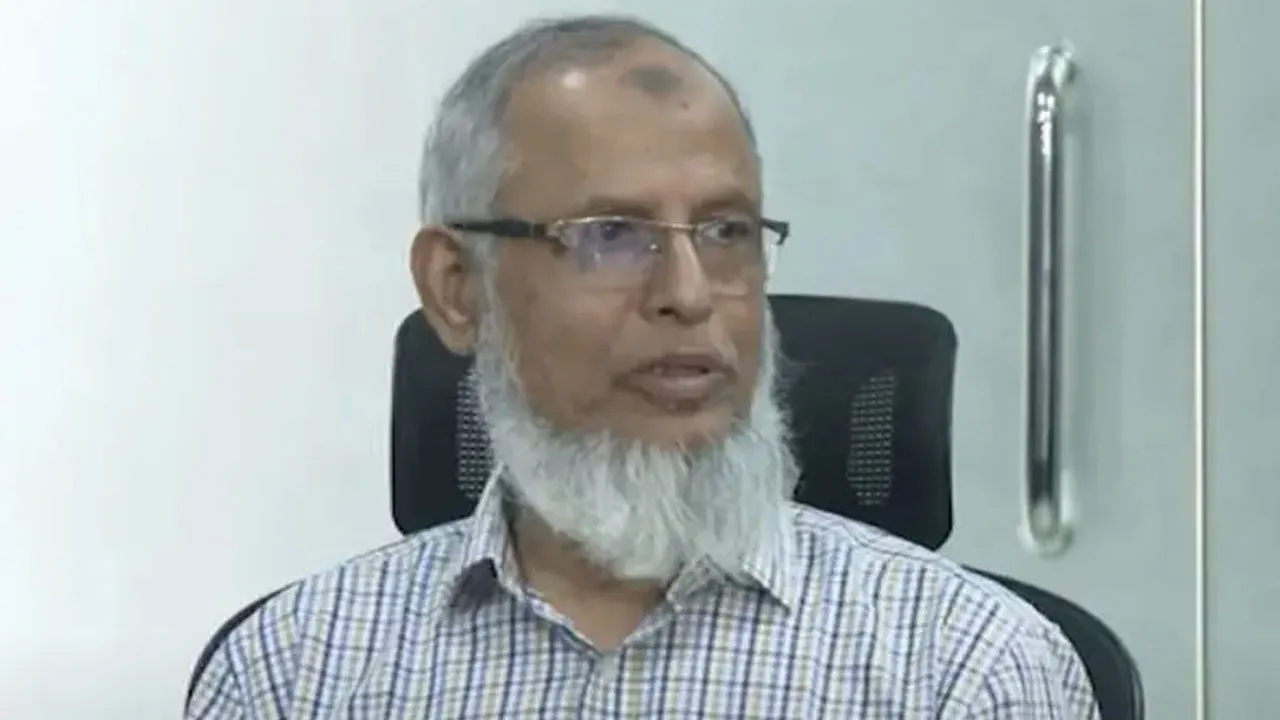 সামাজিক মাধ্যমে ভোটের প্রচার নিয়ন্ত্রণে বিধান : ইসি আনোয়ারুল
