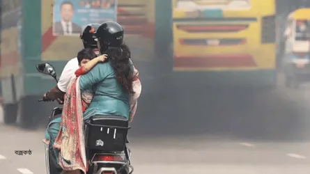 ঢাকার বাতাস আজ অস্বাস্থ্যকর, দূষিত শহরের তালিকায় ৬ষ্ঠ