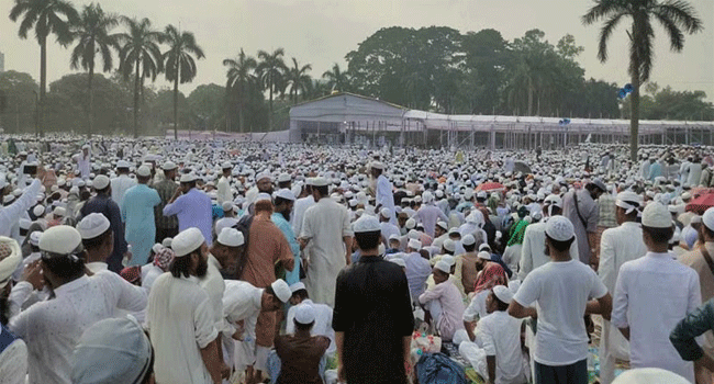 সোহরাওয়ার্দীতে হেফাজতের মহাসমাবেশে জনতার ঢল