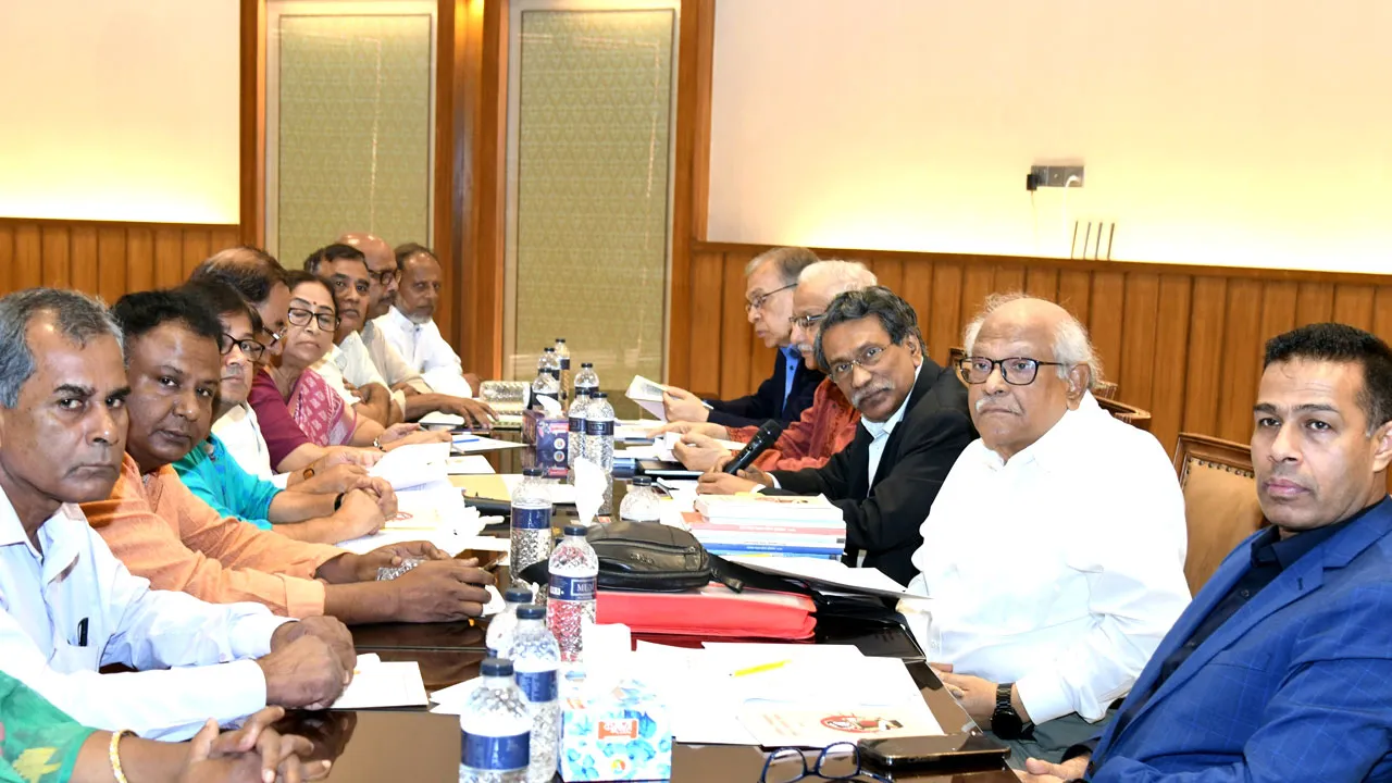 গণতান্ত্রিক শক্তিগুলোর ঐক্যের ওপর নির্ভর করছে কমিশনের সাফল্য