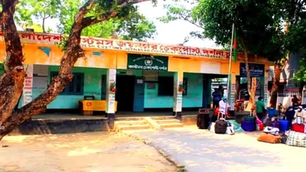 পশ্চিমবঙ্গের নির্বাচনের কারণে ৩ দিন দর্শনা ইমিগ্রেশন বন্ধ : যাত্রীদের দুর্ভোগ