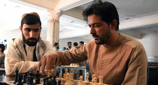জুয়া প্রতিরোধে সাময়িকভাবে দাবা খেলা স্থগিত করল আফগান সরকার