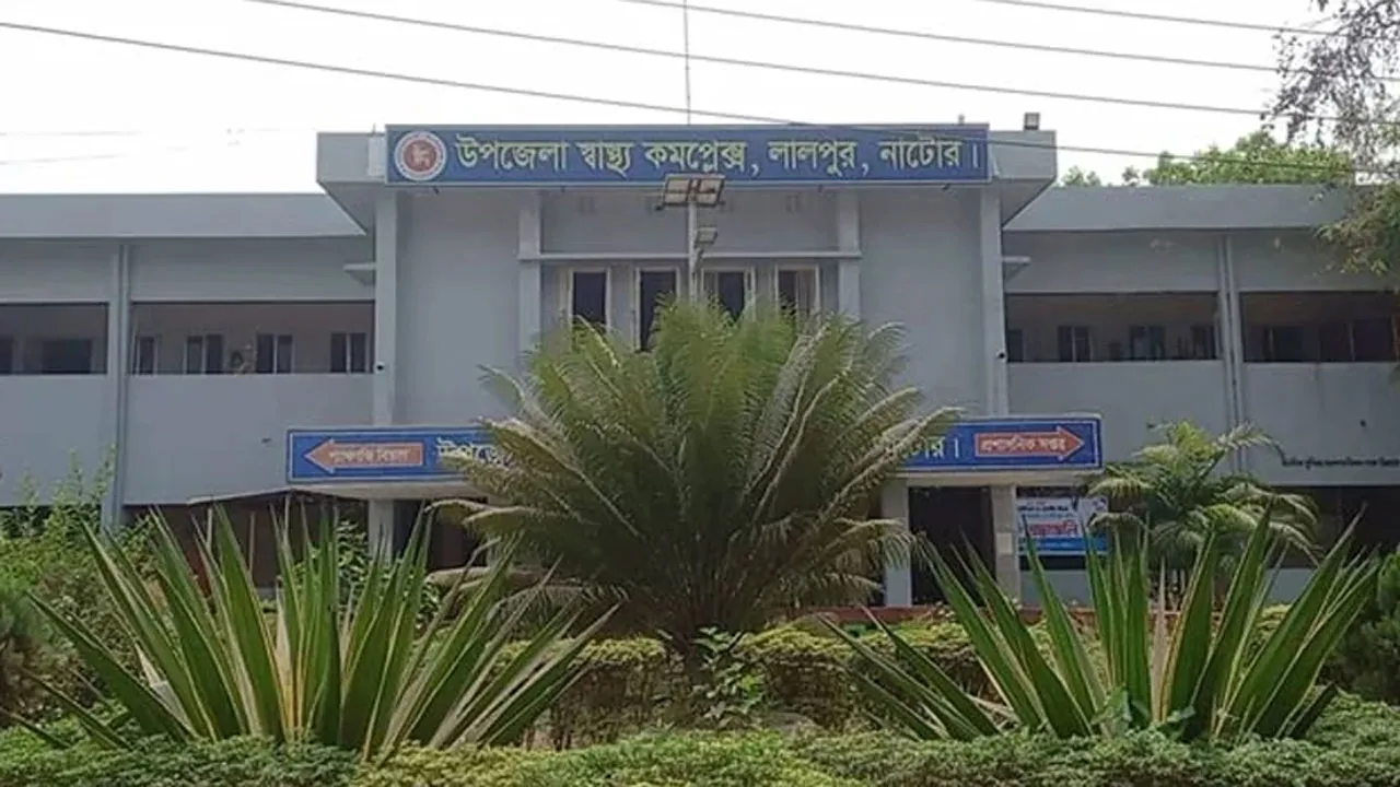 লালপুরে অ্যাম্বুলেন্সের ধাক্কায় আহত ৩, রোগী নিহত