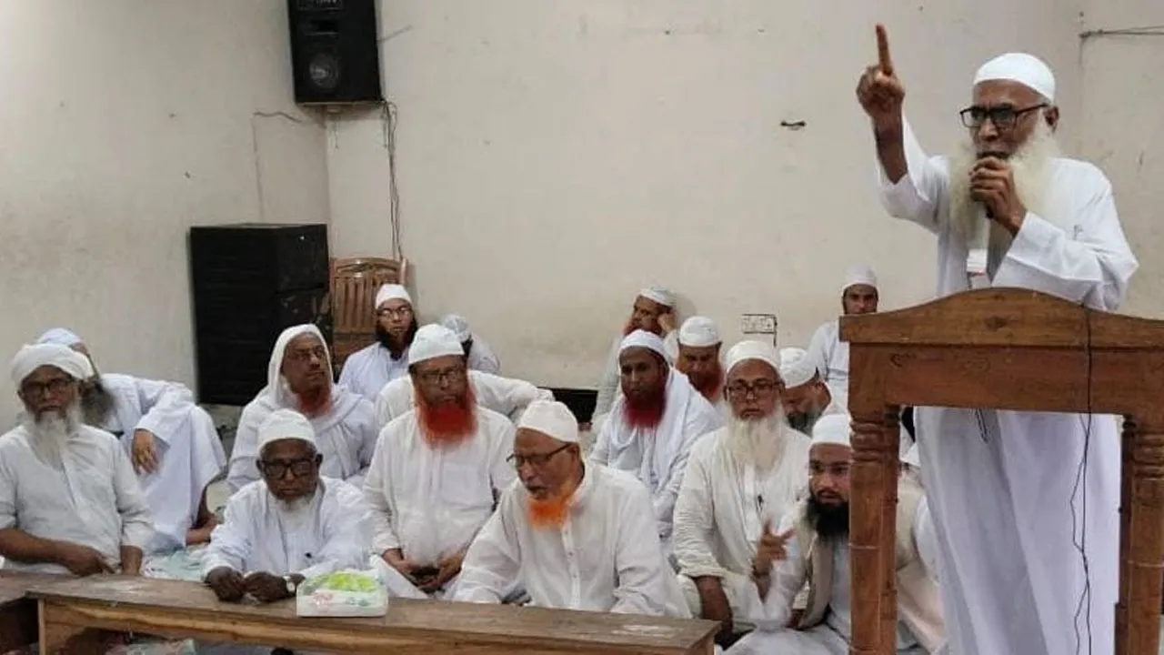 নারী কমিশনের কোরআনবিরোধী প্রস্তাব বাতিল না করলে সরকারকে খেসারত দিতে হবে