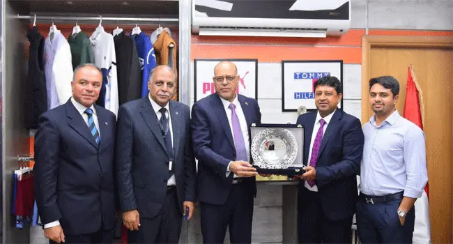 বাংলাদেশী ব্যবসায়ী জাকিরকে মিসর সরকারের ‍পুরস্কার
