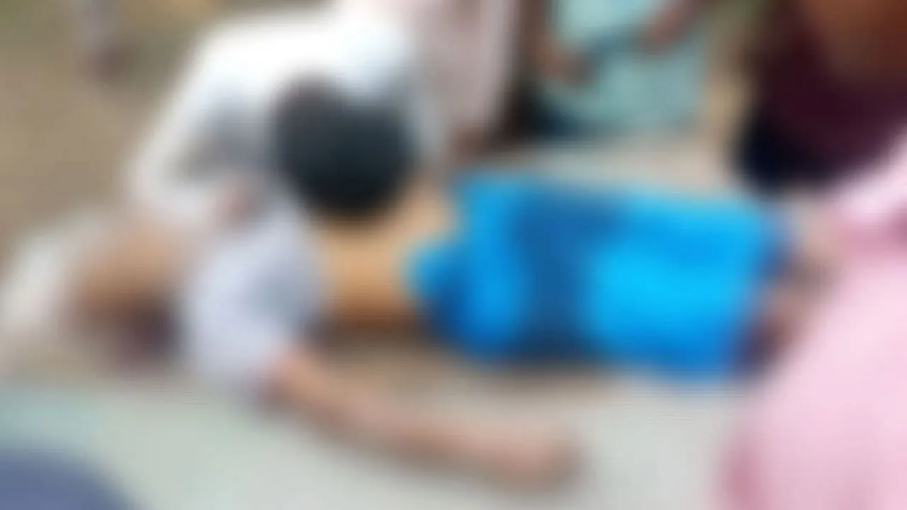 জাককানইবি’র নির্মাণাধীন ভবনের ১০তলা থেকে পড়ে শ্রমিকের মৃত্যু