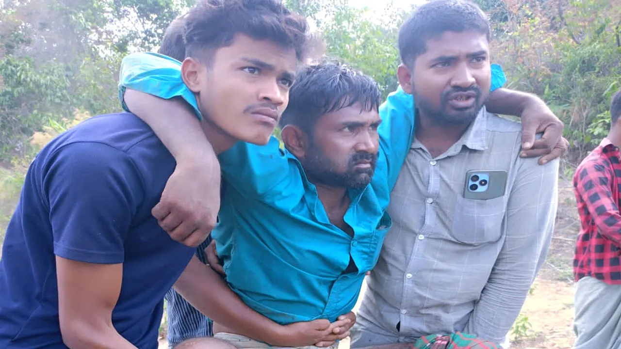 বান্দরবান সীমান্তে স্থলমাইন বিস্ফোরণে যুবকের পা বিচ্ছিন্ন
