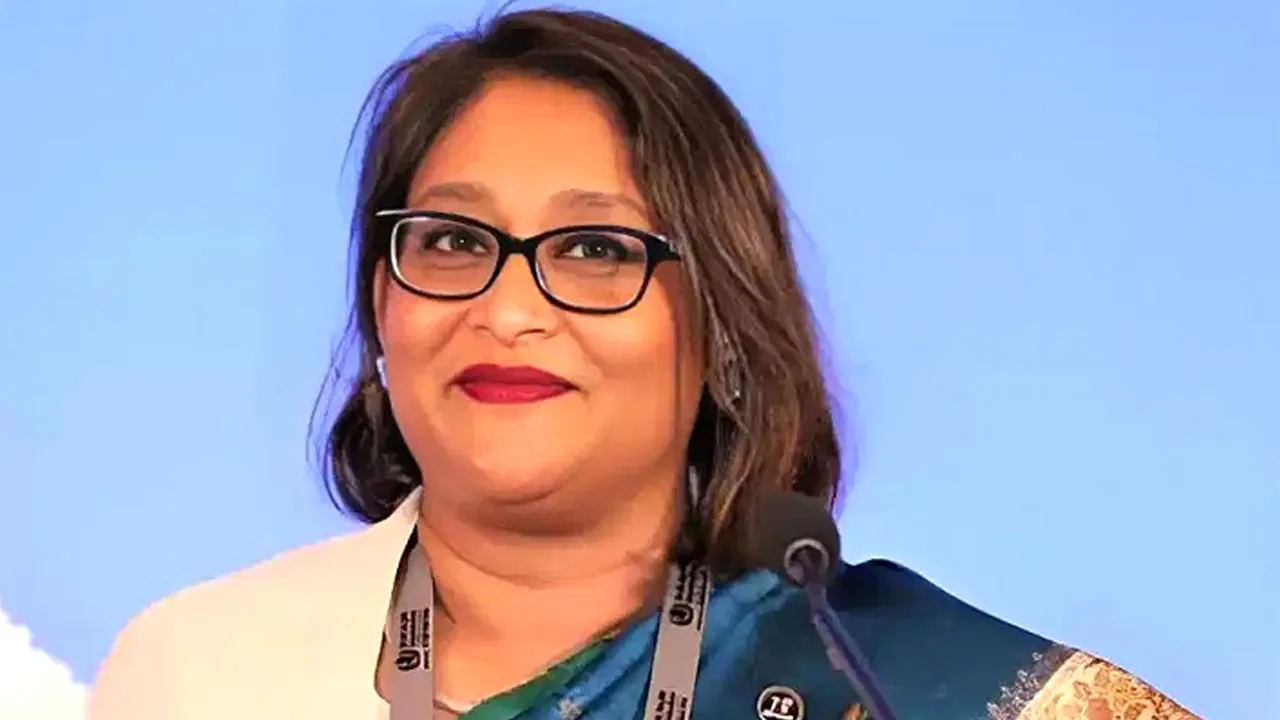 ইন্টারপোলের মাধ্যমে হাসিনাকন্যার বিরুদ্ধে গ্রেফতারি পরোয়ানা জারির আদেশ