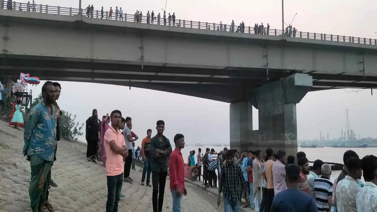 মেঘনায় গোসলে নেমে যুবক নিখোঁজ