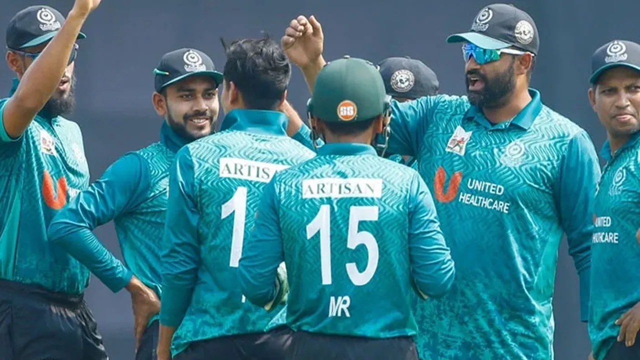 ডিপিএল : ছুটছে মোহামেডান