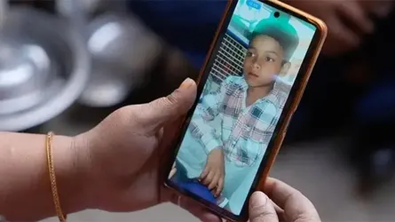 দিল্লিতে বিয়েতে ওড়ানো টাকা কুড়ানোয় কিশোরকে গুলি করার অভিযোগ