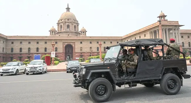বাংলাদেশের হাইকমিশনারকে তলব করল ভারত