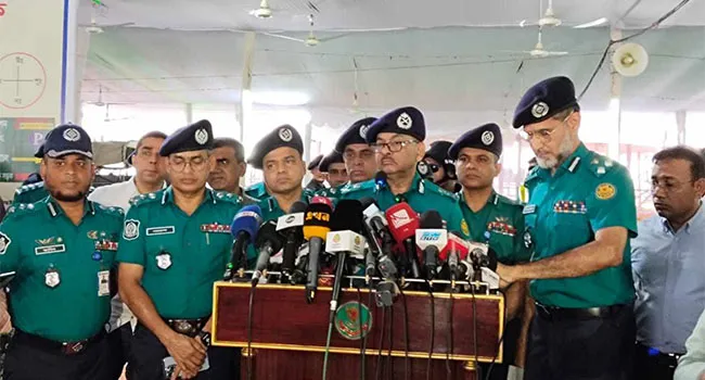 ঈদে নিরাপত্তা নিশ্চিতে রাতের ঢাকায় থাকবে ৫০০ পেট্রোল টিম