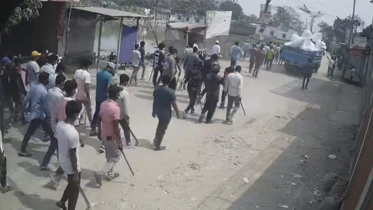 গাজীপুরে ঝুট ব্যবসার নিয়ন্ত্রণ নিয়ে বিএনপির ২ গ্রুপের সংঘর্ষ