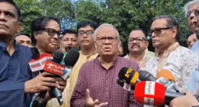 নির্দিষ্ট সময়ের মধ্যে নির্বাচনের কথা বলা, এটা কি মহাপাপ; প্রশ্ন রিজভীর