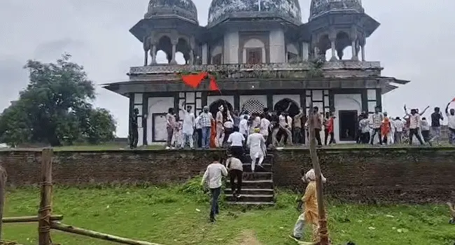 উত্তরপ্রদেশে ফের মসজিদে ভাঙচুর হিন্দু সংগঠনের