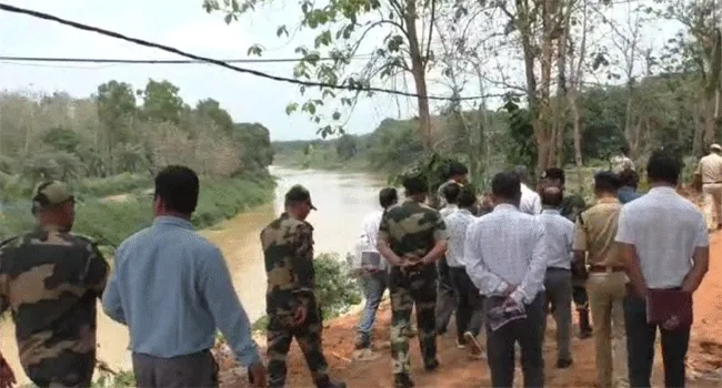 বাংলাদেশের নতুন বাঁধ নিয়ে ভারতে উদ্বেগ, সীমান্তে প্রতিনিধি দল