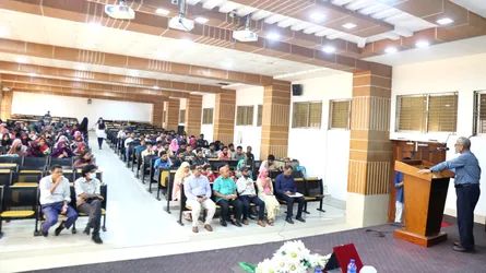 যবিপ্রবিতে গবেষণায় অ্যাকাডেমিক পরিবেশের উন্নয়নবিষয়ক সেমিনার