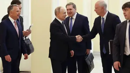 মার্কিন দূত উইটকফের সাথে মঙ্গলবার বৈঠকে বসবেন পুতিন