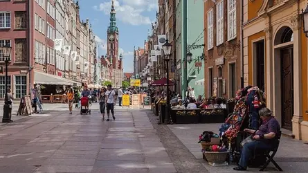 গুপ্তচরবৃত্তির অভিযোগে পোল্যান্ডে ৫৫ জন সন্দেহভাজন আটক