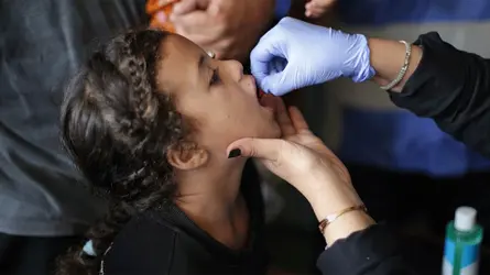 প্রয়োজনীয় টিকা পাচ্ছে না গাজার ২০ শতাংশ শিশু