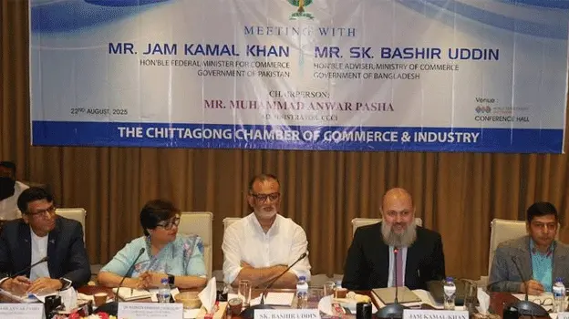 সম্পর্ক উন্নয়নে দু’দেশের যৌথ উদ্যোগ প্রয়োজন : পাক বাণিজ্যমন্ত্রী
