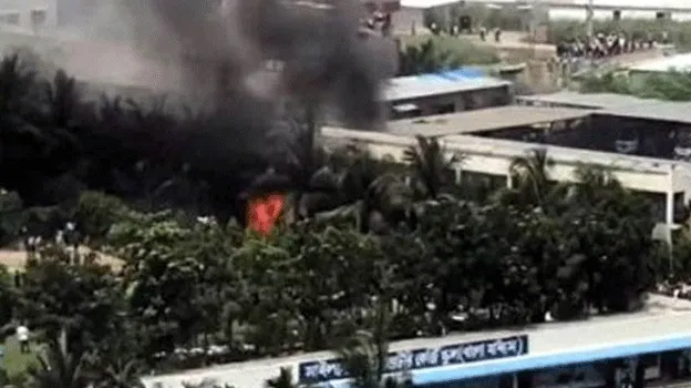 বাংলাদেশের বিমান দুর্ঘটনার খবর আন্তর্জাতিক গণমাধ্যমে