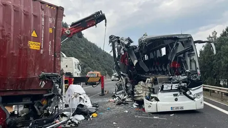 তুরস্কে বাস দুর্ঘটনায় হতাহত ১৮