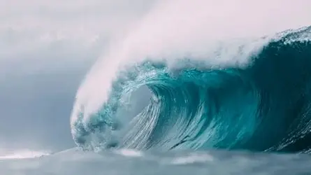 জাপানে ৬.৭ মাত্রার শক্তিশালী ভূমিকম্পের পর সুনামি